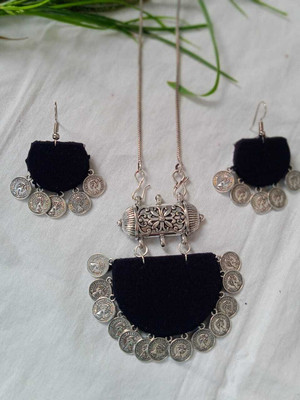 Aanugrah Fabric, Wood, Oxidised Silver Black Jewellery Set(Pack of 1)