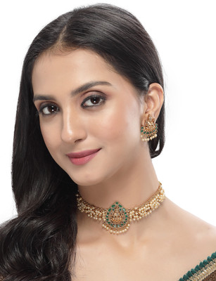 Sukkhi Alloy Gold-plated Green Jewellery Set(Pack of 3)