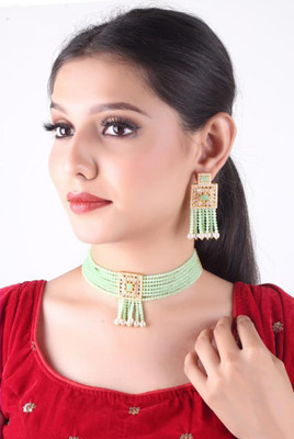 Kirti Traders Alloy Gold-plated Green Jewellery Set(Pack of 1)