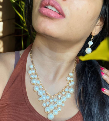 Eventdreamvenue Collections Mother of Pearl, Alloy Silver White Jewellery Set(Pack of 2)