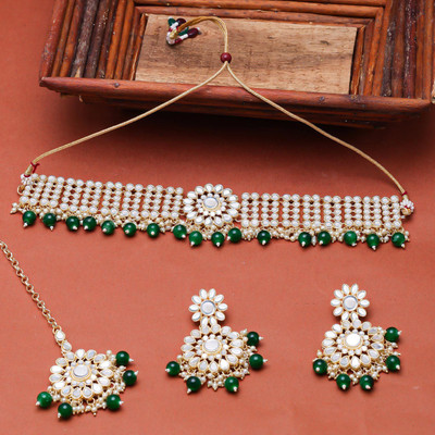 Shostopper by Sukkhi Alloy Gold-plated Green Jewellery Set(Pack of 1)