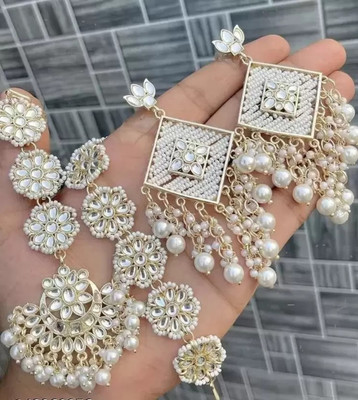 AANTRA FASHION Brass Gold-plated White, Yellow Jewellery Set(Pack of 3)