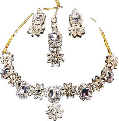 sums jewellery Alloy Gold-plated White, Gold Jewellery Set(Pack of 1)