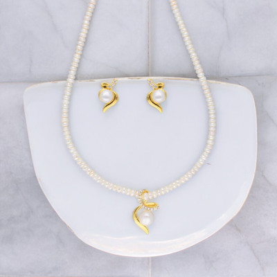Sri Jagdamba Pearls Mother of Pearl Gold-plated White Jewellery Set(Pack of 1)
