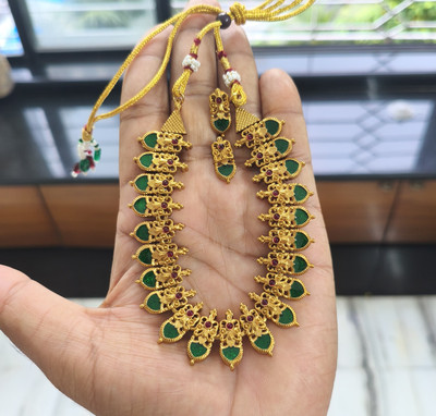 Joyful Alloy Gold-plated Green Jewellery Set(Pack of 1)