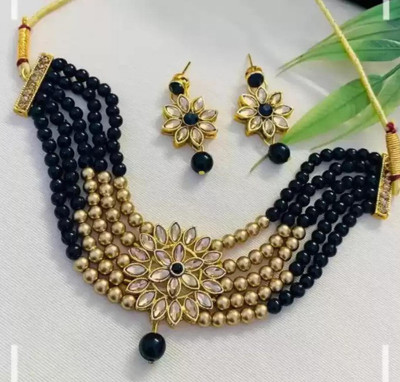 ashlyn creations Brass Gold-plated Gold, Black Jewellery Set(Pack of 1)