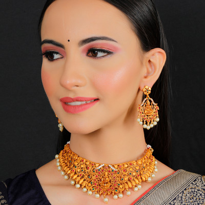 Paola Alloy Gold Jewellery Set(Pack of 1)