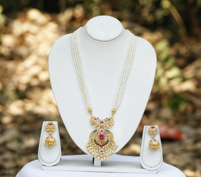 HT Creation Alloy Gold-plated White Jewellery Set(Pack of 1)