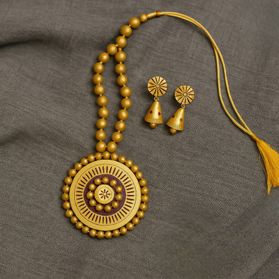 Lisma Fashion Terracotta Gold Jewellery Set(Pack of 1)