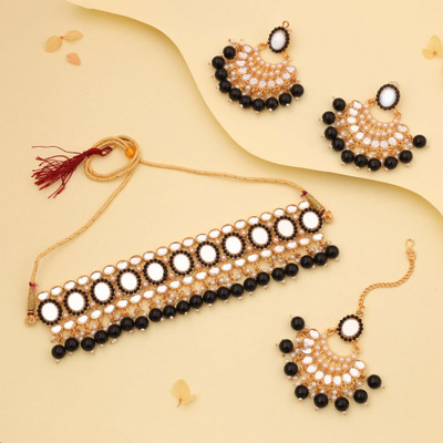 Vedda Brass Gold-plated Gold, White, Black Jewellery Set(Pack of 1)