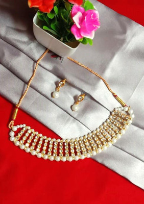 Arya Collection Alloy Gold-plated White Jewellery Set(Pack of 1)