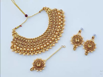 Chikku Alloy Gold-plated Gold Jewellery Set(Pack of 1)