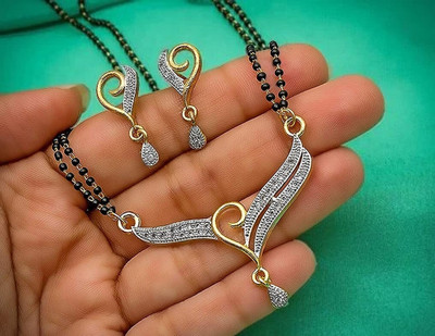 CLONEO Alloy Gold-plated White Jewellery Set(Pack of 3)