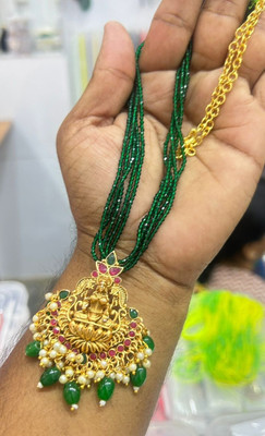 AVIKA COLLECTIONS Brass Gold-plated Multicolor Jewellery Set(Pack of 1)