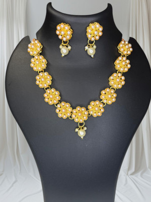 Anjula Creation Metal Gold-plated Gold Jewellery Set(Pack of 1)