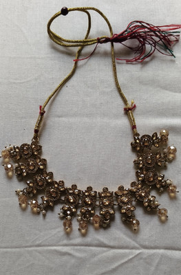 eiba enterprises Alloy Gold, White Jewellery Set(Pack of 1)