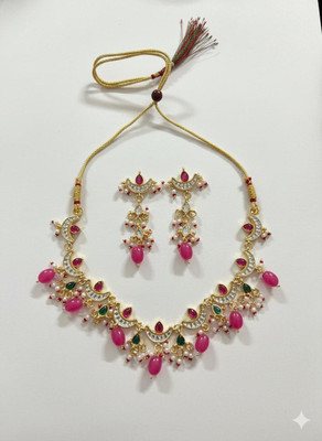 Macway Jewels Alloy Gold-plated Green Jewellery Set(Pack of 1)