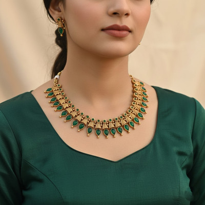 Radian Copper Gold-plated Green Jewellery Set(Pack of 1)