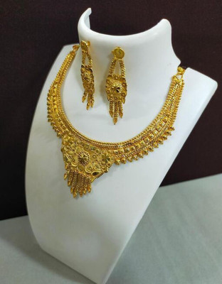 DP PRODUCTIONS AND CREATIONS Alloy Gold Jewellery Set(Pack of 1)