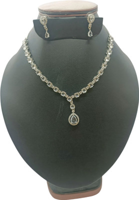 JAVERIA JEWELLRY CREATION Metal White Jewellery Set(Pack of 1)