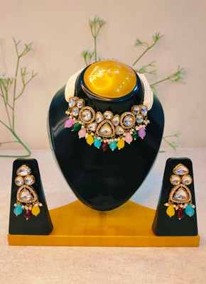 Ruvya Jewels Brass Gold-plated Green Jewellery Set(Pack of 1)