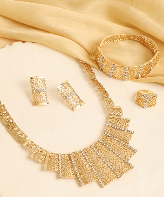 SOHI Alloy Gold-plated Yellow Jewellery Set(Pack of 1)