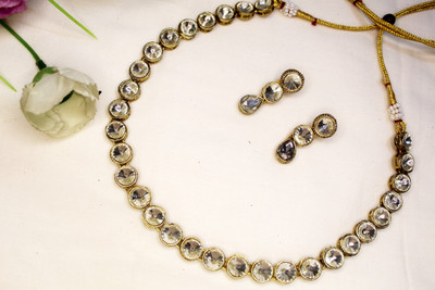 VIPY HANGER Alloy White Jewellery Set(Pack of 1)