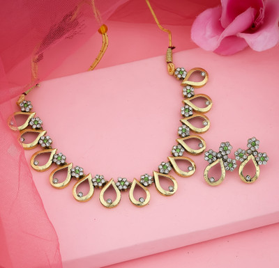 TONOLIKA JEWELLERY Brass Gold-plated Green Jewellery Set(Pack of 1)