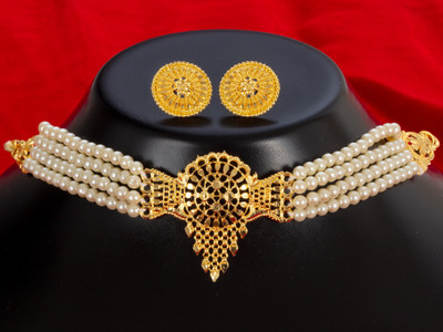 LILY Alloy Gold, White Jewellery Set(Pack of 1)