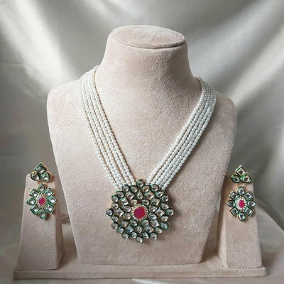 GCC Alloy Silver White Jewellery Set(Pack of 1)