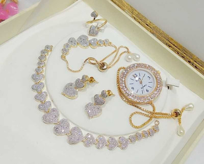 M Creation Alloy Gold-plated Gold Jewellery Set(Pack of 1)