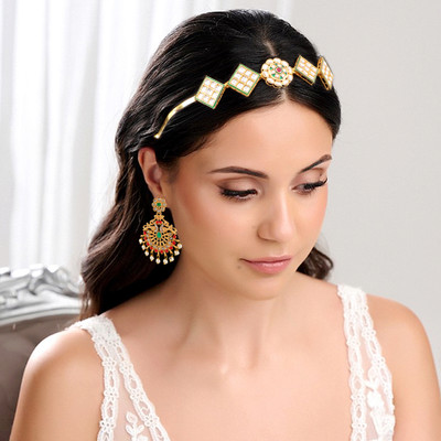 University Trendz Alloy Gold-plated Multicolor Jewellery Set(Pack of 1)