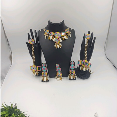 Ujs Shell, Fabric Multicolor Jewellery Set(Pack of 1)