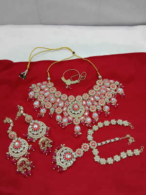 YFJ Alloy Gold-plated Pink Jewellery Set(Pack of 5)