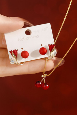 DEV VARNIKA Alloy Gold-plated Red, Gold Jewellery Set(Pack of 3)