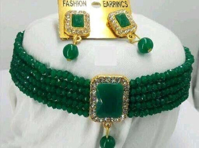 Ruhi Alloy Gold-plated Green Jewellery Set(Pack of 1)
