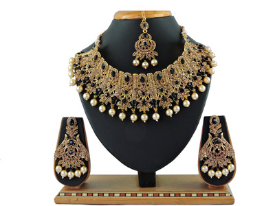 KAHAR CREATION Alloy Gold-plated Black, Gold Jewellery Set(Pack of 1)