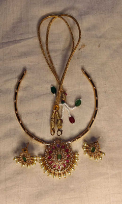 Elegant Ensemble Alloy Gold Jewellery Set(Pack of 1)