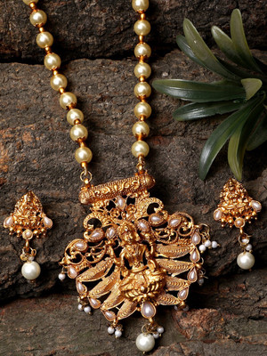 Anika's Creation Brass Gold-plated White Jewellery Set(Pack of 1)