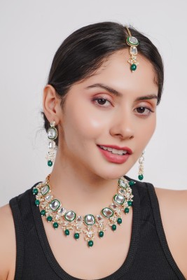 Divisha Alloy Gold-plated Green, White Jewellery Set(Pack of 4)