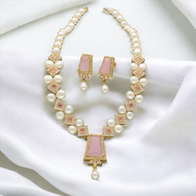 Sri Jagdamba Pearls Mother of Pearl Gold-plated White Jewellery Set(Pack of 1)