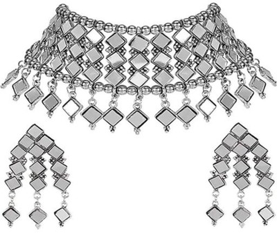 Ruhi Metal Silver Jewellery Set(Pack of 1)