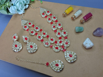 VATSALYA creation Alloy Gold-plated Red Jewellery Set(Pack of 1)