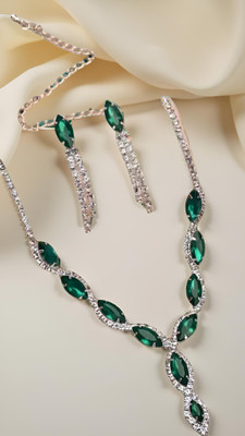 Kriva Trading Brass Silver Green Jewellery Set(Pack of 1)