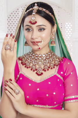 Kanku And Radha Alloy Maroon Jewellery Set(Pack of 1)