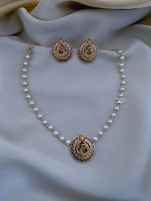 Influtive Brass, Copper Gold-plated Gold Jewellery Set(Pack of 1)