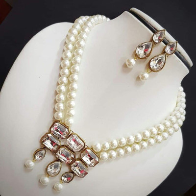 CATALYST Alloy Gold-plated White Jewellery Set(Pack of 1)