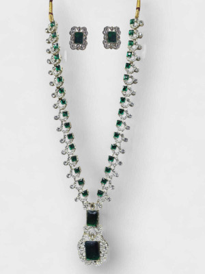 Henuka Copper Green Jewellery Set(Pack of 1)