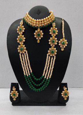 Ruhi Alloy Gold-plated Green Jewellery Set(Pack of 1)