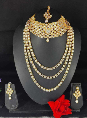 house of common Mother of Pearl Gold-plated White Jewellery Set(Pack of 1)